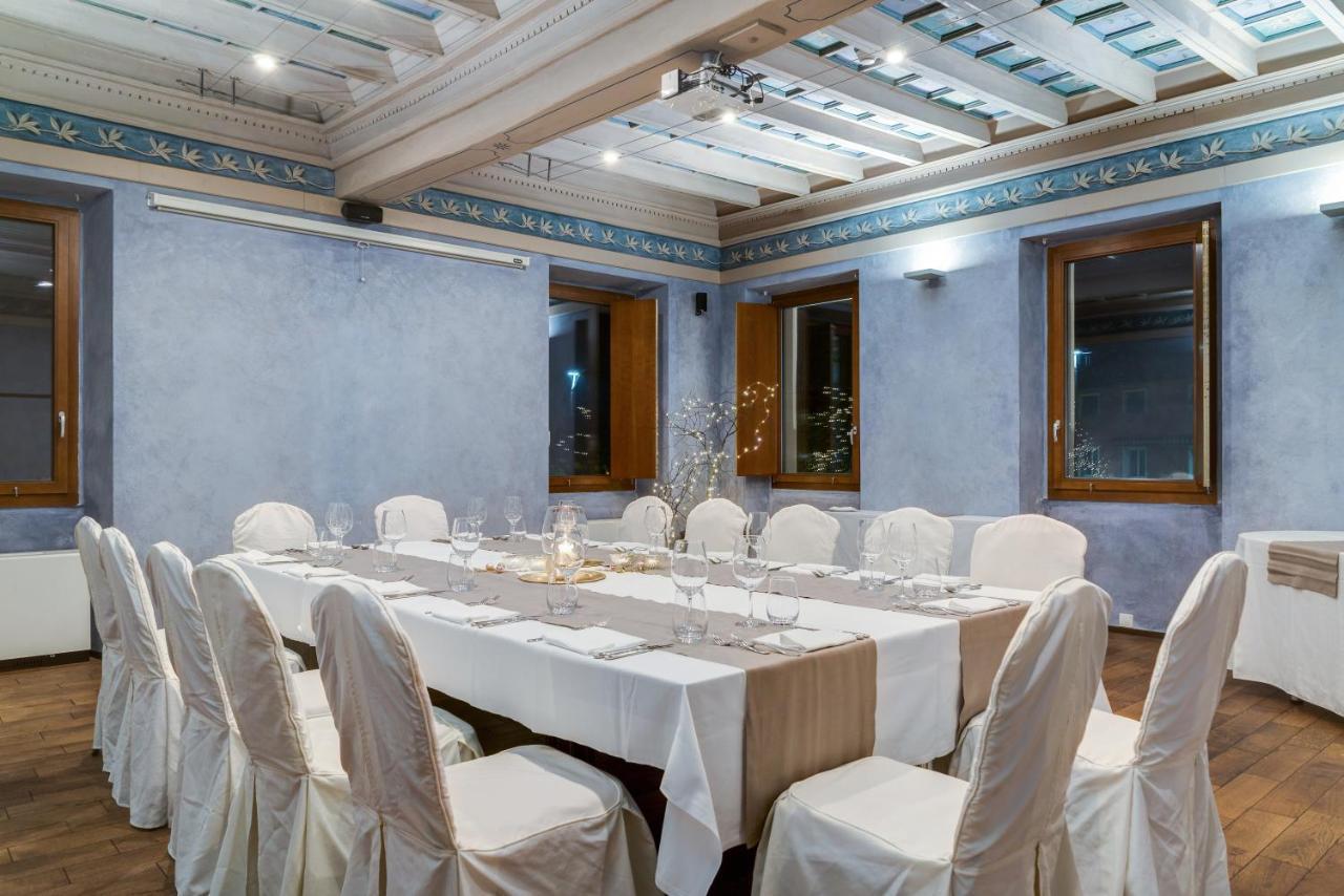 Boutique & Business Hotel La Tureta Гиубиаско Экстерьер фото