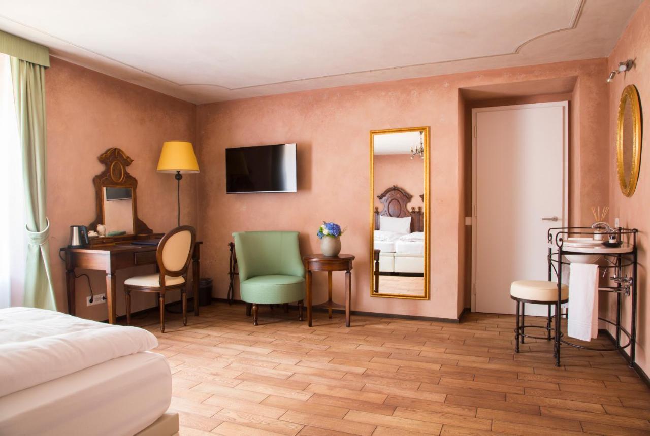 Boutique & Business Hotel La Tureta Гиубиаско Экстерьер фото