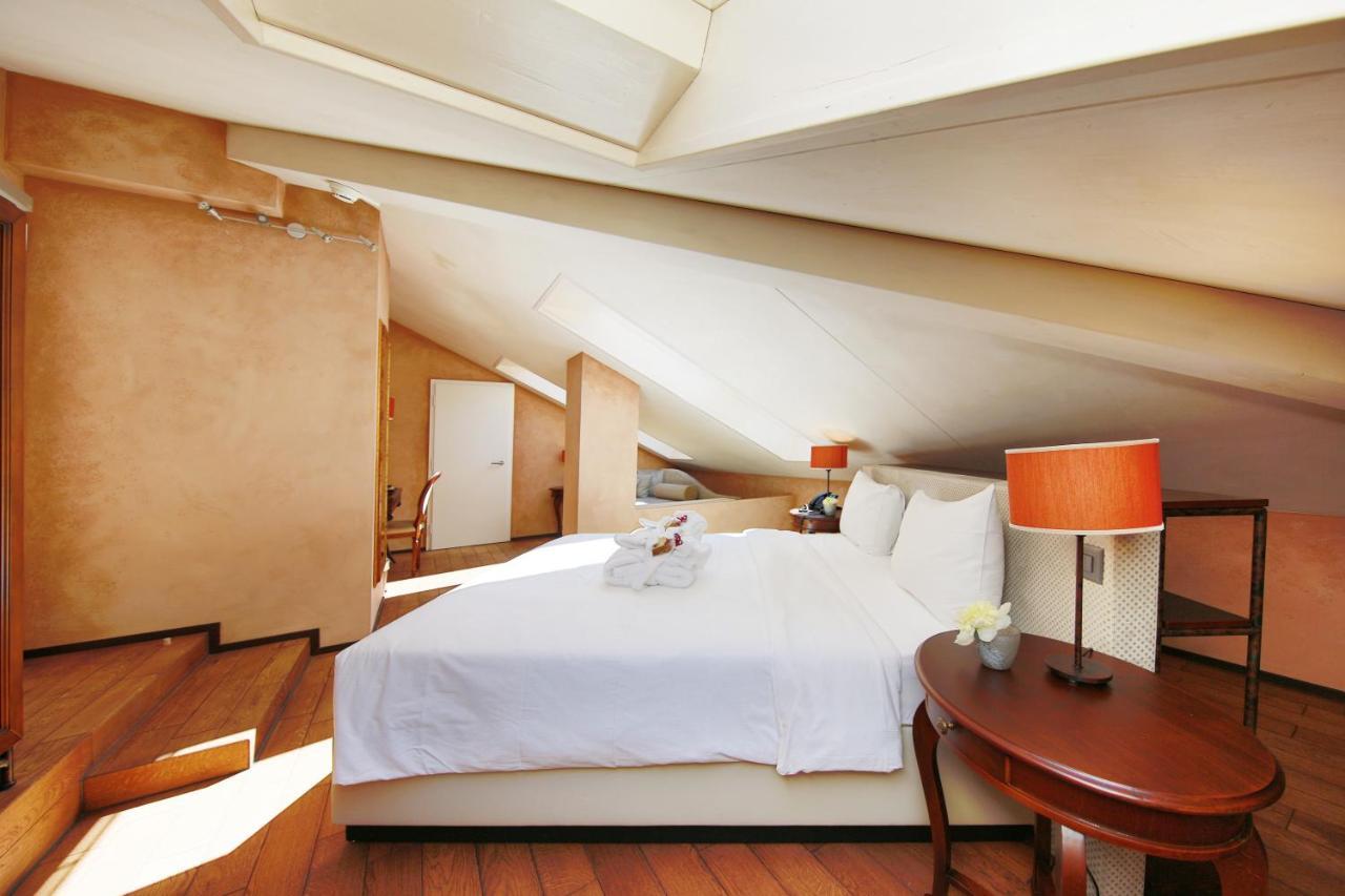 Boutique & Business Hotel La Tureta Гиубиаско Экстерьер фото