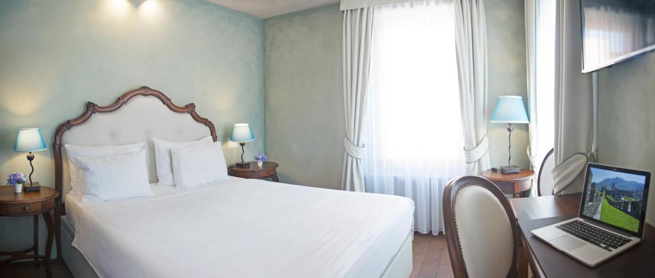 Boutique & Business Hotel La Tureta Гиубиаско Экстерьер фото